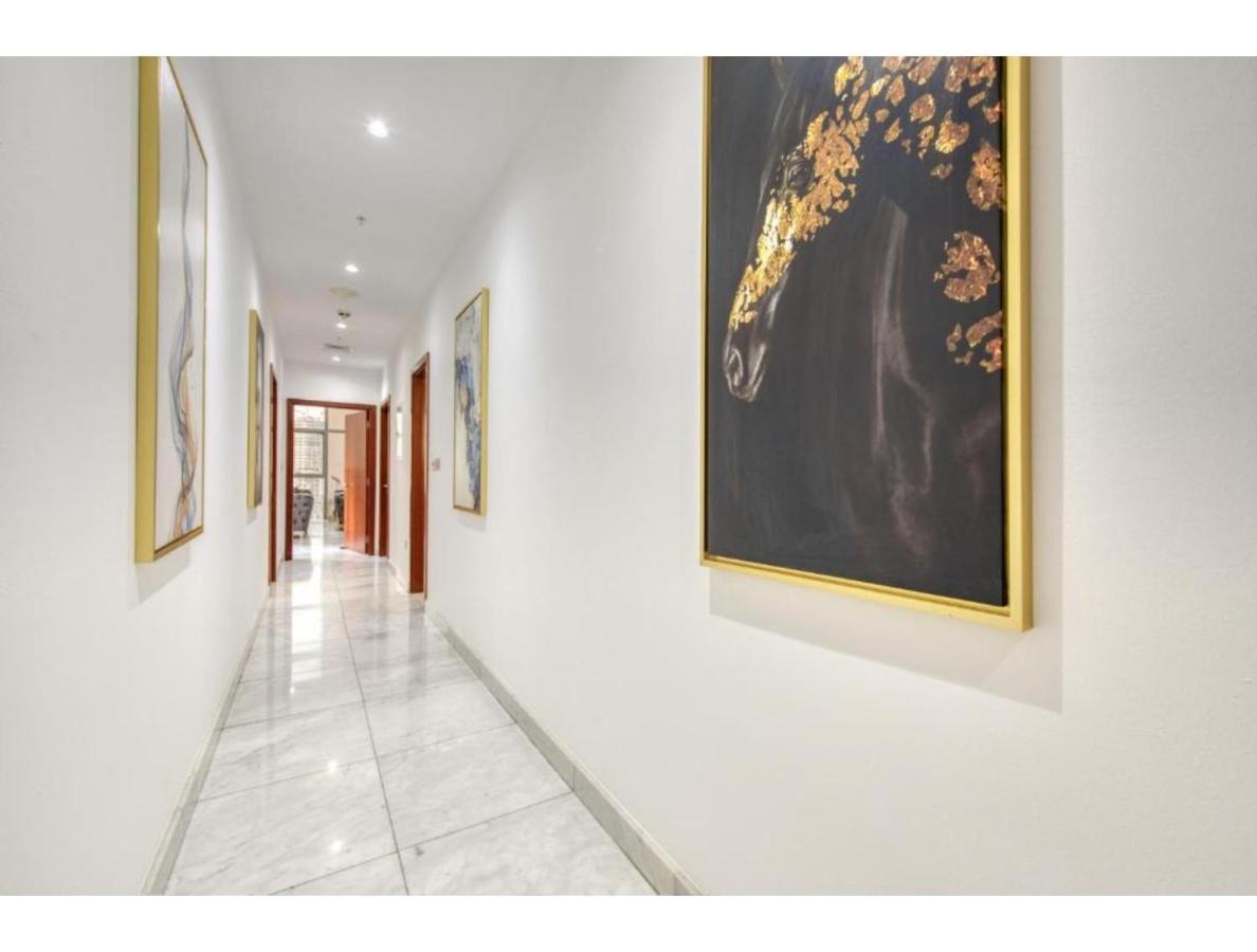 The Penthouse Near Burj Khalifa And Dubai Mall Exteriör bild