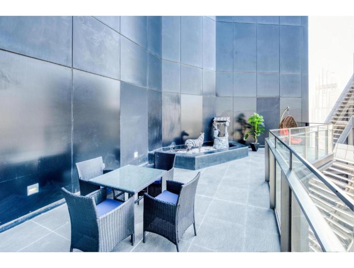 The Penthouse Near Burj Khalifa And Dubai Mall Exteriör bild