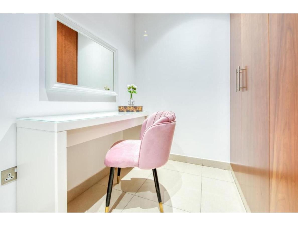 The Penthouse Near Burj Khalifa And Dubai Mall Exteriör bild